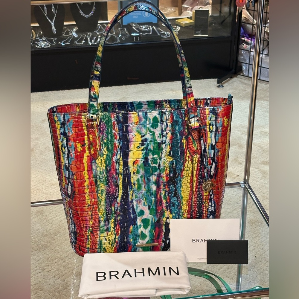 Abigail Tote in “Energy” w/ wallet set